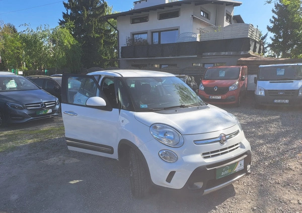 Fiat 500L cena 44900 przebieg: 72000, rok produkcji 2016 z Krotoszyn małe 301